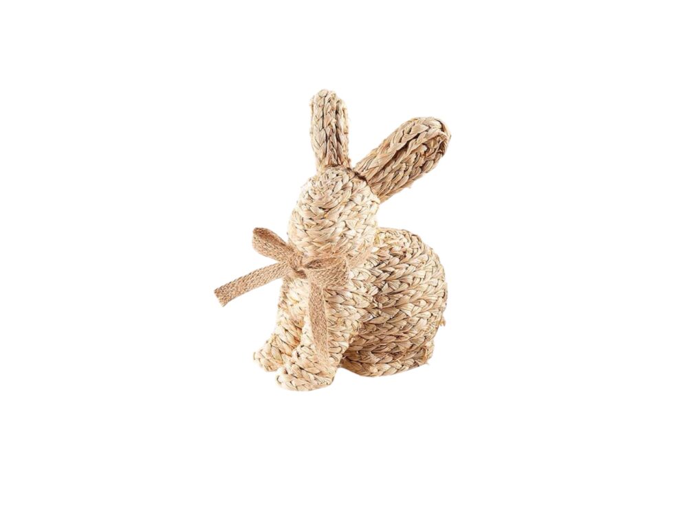 Coniglietto in fibra vegetale intrecciata con fiocco in juta seduto