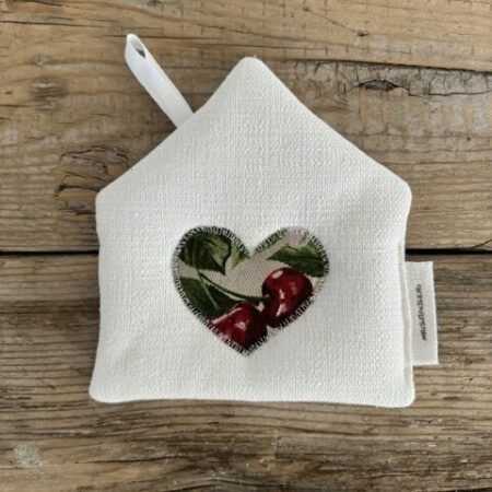 "Maison serì" linea cupido presina casetta cuore ciliegie