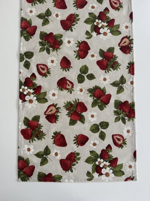 "Maison Seri" Runner da tavolo fantasia FRAGOLA - 150x50 cm - immagine 3