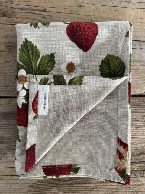 "Maison Seri" Runner da tavolo fantasia FRAGOLA - 150x50 cm - immagine 4