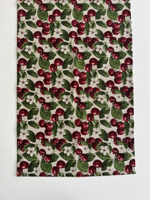 "Maison Seri" Runner da tavolo fantasia CILIEGIA - 150x50 cm - immagine 3
